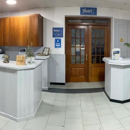 טאפיה דה קסרייגו Hotel Chiquin מראה חיצוני תמונה