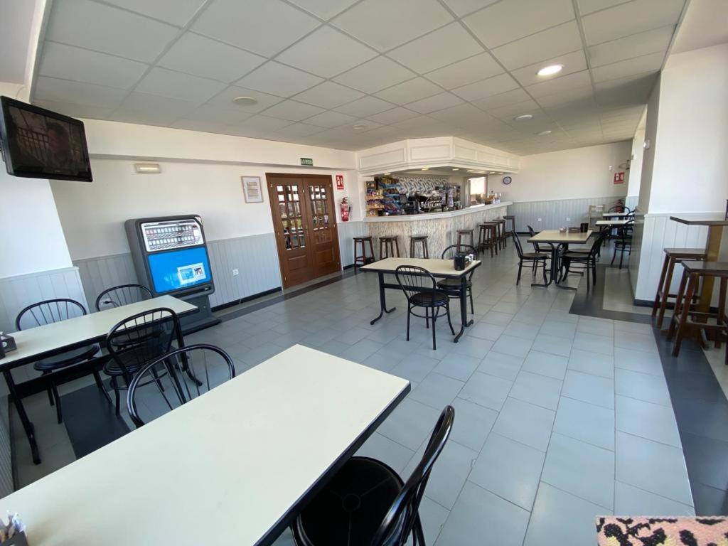 טאפיה דה קסרייגו Hotel Chiquin מראה חיצוני תמונה