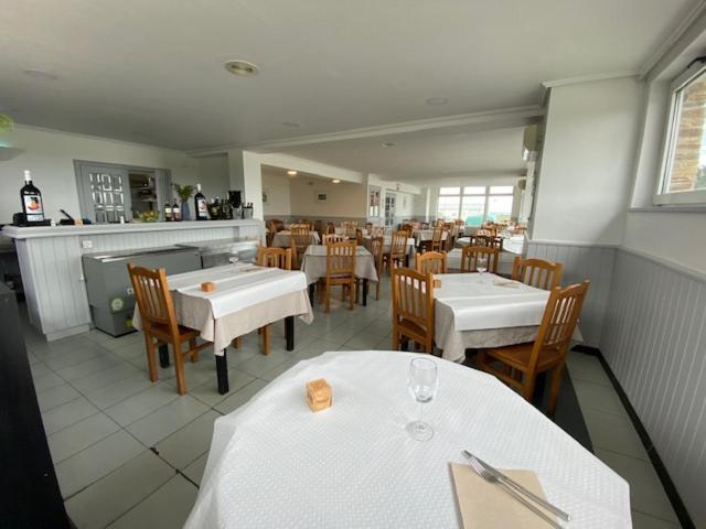 טאפיה דה קסרייגו Hotel Chiquin מראה חיצוני תמונה